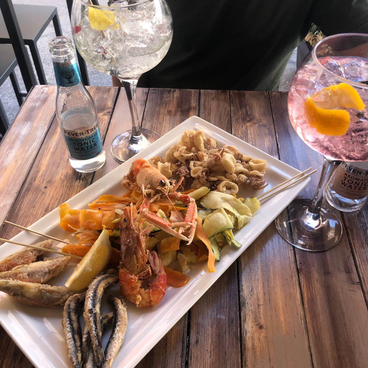 BarFlySF's tweet photo. We found the best Fritto Misto with great Gin &amp; Tonics at Puro in #Trieste https://t.co/MvVl2oJ5vw