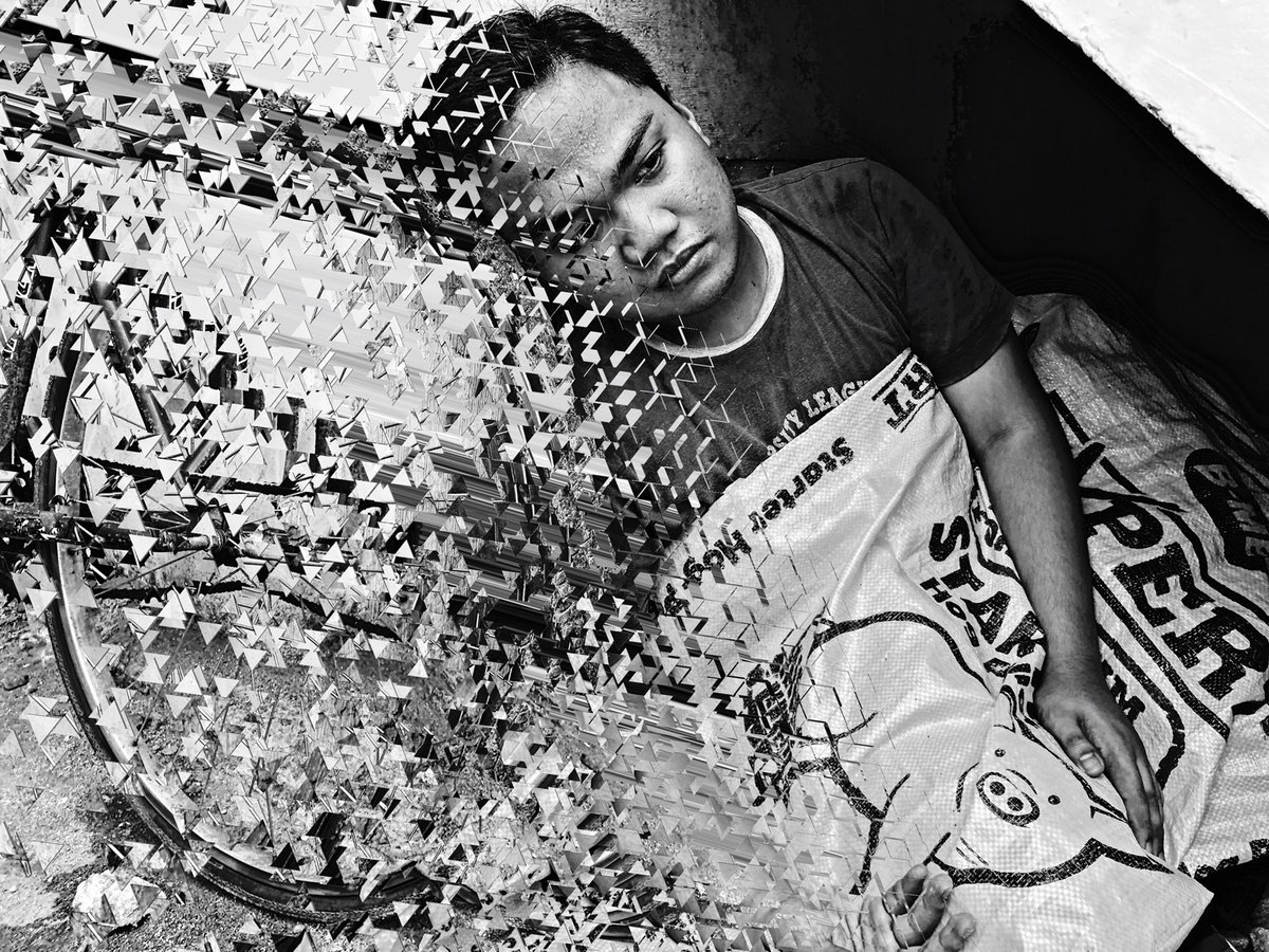 ChildLabour2018's tweet photo. Broken life and Broken Dreams. 
#stopchildlabor https://t.co/v7ywjQHrDV