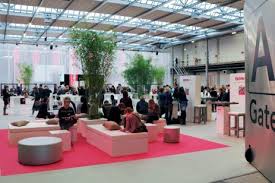 VolSinn's tweet image. Op 11 oktober 2018 geven Anja de Ridder en ik de workshop Complex Verzuim en Inzetbaarheid. The next step! Het vervolg op vorig jaar. Nieuwe inzichten en praktijkvoorbeelden. Aanwezig met @svlandnl op hrlive.nl Den Haag