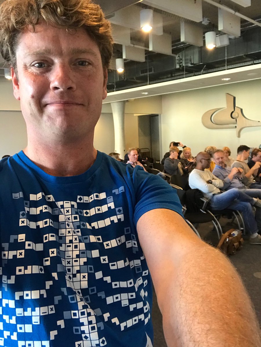 Klaar in vol VirtualTee ornaat voor keynote #vr en #ar voor ROC Twente!