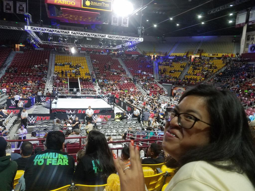 #WWELasCruces