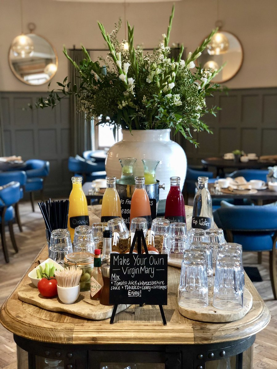 The_Painswick's tweet photo. Zap the week into action! ⚡️ If you have breakfast with us, don’t miss a little snifter of these jumping juice shots. The apple & ginger is something else🍏 Or... fix yourself a Virgin Mary 🍅
Apostrophes welcome 🖋 🤓 #Painswick #Breakfast #BreakfastShot #juice #cotswolds https://t.co/ZRtACROYu9