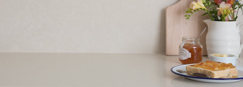 CRLstone's tweet photo. Add some warmth to your kitchen with CRL Quartz Kalahari our surface of the week. Whilst emulating the natural beauty of stones such as marble this stunning surface has subtle white veining on a soft beige background. #surfaceoftheweek https://t.co/RJ0XIOy2aS
