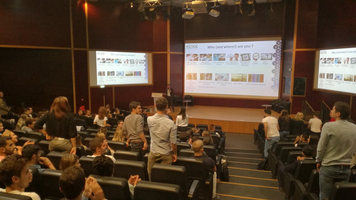 Isabelle_MSC's tweet photo. #rentreekedge @philippeamabile explique aux étudiants les objectifs pédagogiques du M1 https://t.co/iIOEuKO5XI