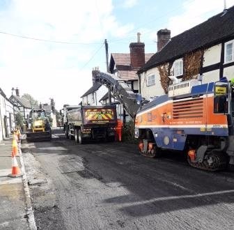 HfdsStreets's tweet image. CLOSURE:Second week of two-week closure A44, Pembridge Village, Monday (Sept 24) until (including) Friday Sept 28. Road closed 9am – 5pm. Apologies for any inconvenience while we improve this road. Image is of road planing last week, removing the old surface.