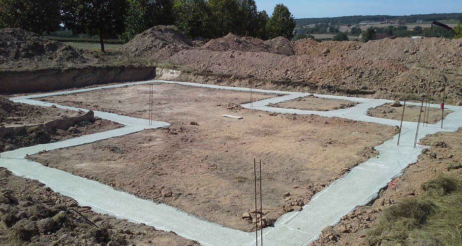 FDConstructions's tweet photo. Début des travaux à Saint Julien sur Dheune https://t.co/oC9swUSMnD https://t.co/YPJAJpzPjV