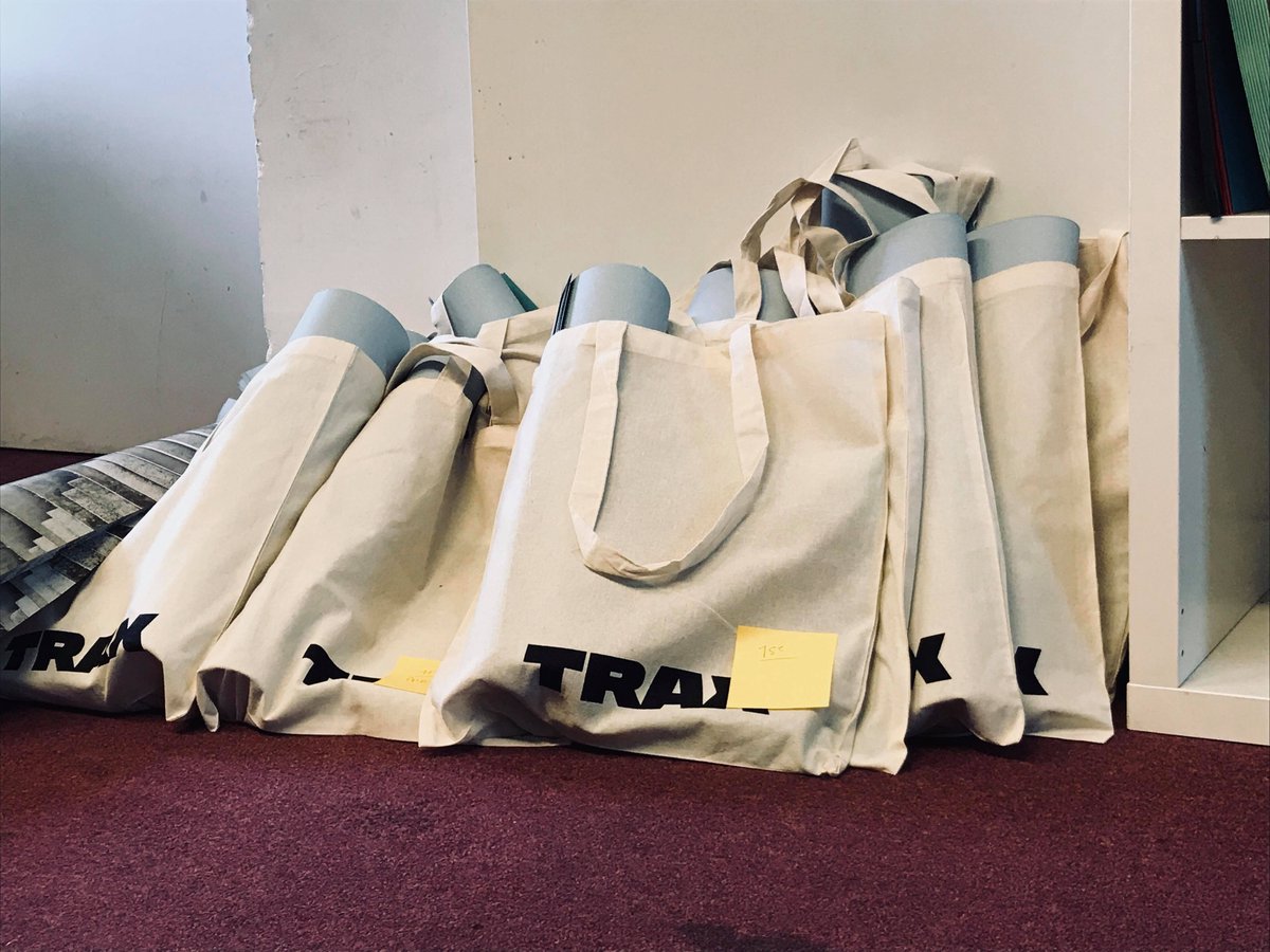 MagazineTrax's tweet photo. Trax Magazine cherche un stagiaire assistant de direction pour 6 mois, aussi amateur de randonnées 🚶‍♀️🚶‍♂️

> L'annonce : https://t.co/50TW1xI3XX https://t.co/WLbq7WmINN