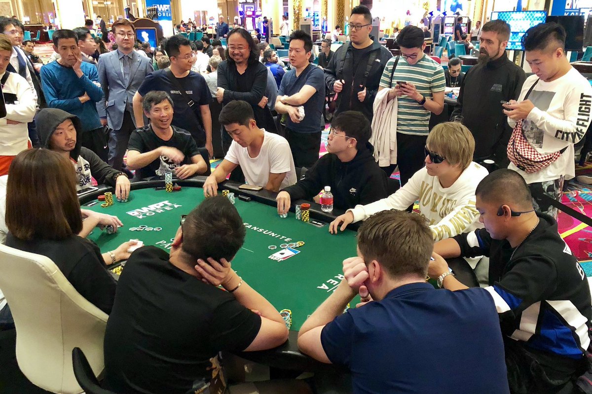 GACKTunofficial's tweet photo. 【動画】Somuchpoker FB更新。WPTグローバルチームイベントに参加した各国のチームが紹介されています。チームミーティング中のチームGACKTの貴重映像も。⇒「WPT Global Team Events」 https://t.co/fWQfvh7thc #GACKT #TAKUMI #VAL #HIROKI #WPT #WPTKorea #WPTGlobalEvent #TeamJAPAN #TeamGACKT https://t.co/vFx8hmMnBa