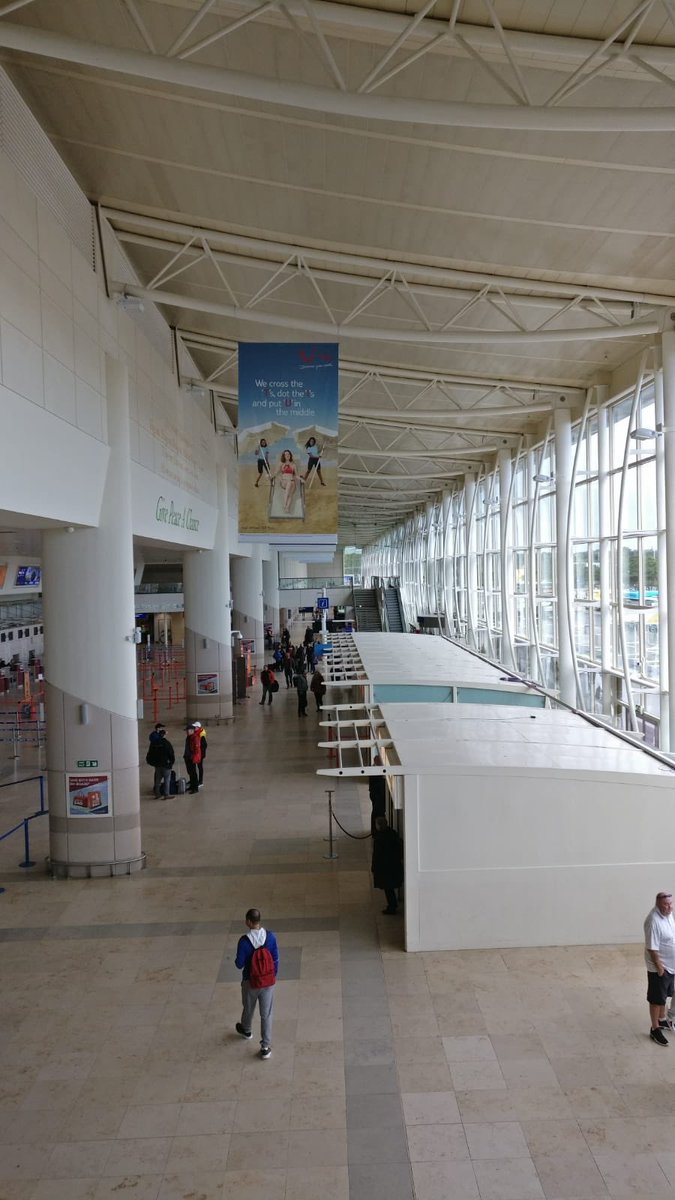 GlobalNetSide1's tweet photo. Comenzamos la semanita en tierras inglesas 😎
-
Viaja, experimenta y pelea por lo que quieres siempre.😀
-
“Aquí estamos Liverpool”✈️
-
#liverpool #inglaterra #marketing #publicidad #agenciademarketing #meeting #trip #travel #socialMedia https://t.co/VGKBDiwTMc