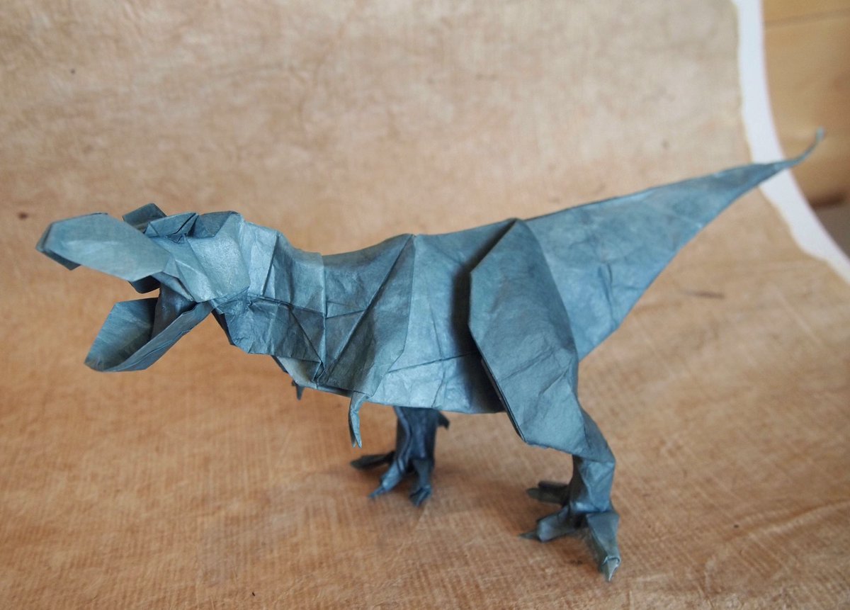一匹柴犬さんのツイート 折り紙作品 ティラノサウルス パク ジョンウ作 折紙探偵団マガジン170号より 折り手 一匹柴犬 難しいがカッコ良いデザイン 折り紙作品 折り紙 Origami
