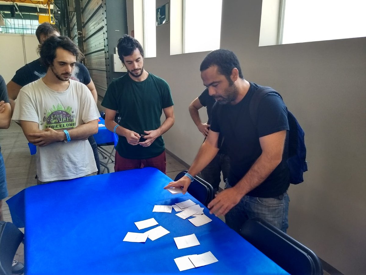 Pitch and Sell Sheet y Game Jam en <a href="/jokosexpo/">Jokos 🃏</a>. Gran labor organizativa de <a href="/asociacionludo/">Asociación LUDO</a>. Gracias a tod@s los asistentes.😄