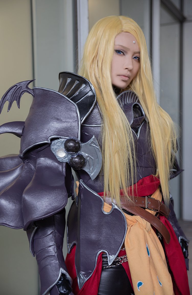 Kei コス Ffxiv Tgsで紅蓮のリベレーターあわせしてきました ゼノス様の衣装すごく大変だったけど完成してよかった リセもアサヒもクオリティ高すぎて隣に並べて幸せでした リセ アズリ アサヒ いちこ ゼノス Kei Photo By やまり Tgs18