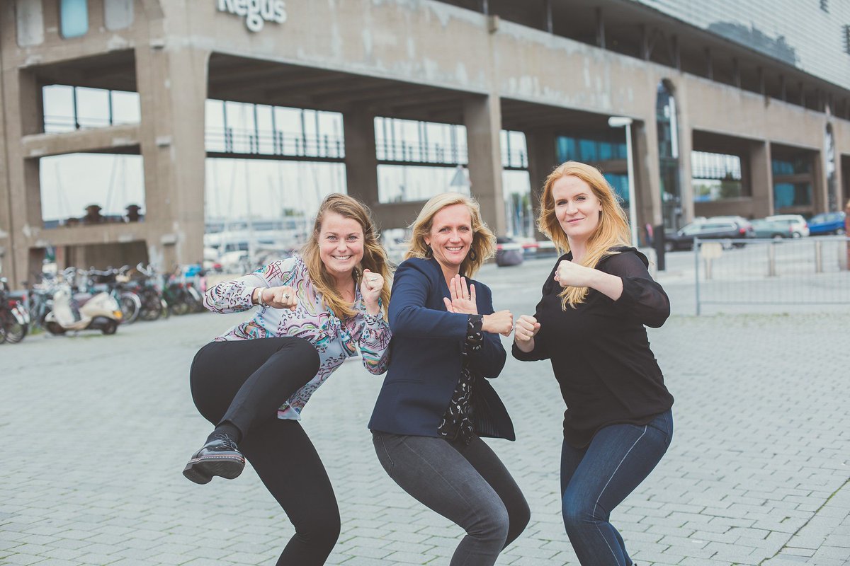 DeBruijnPR's tweet photo. Wij knallen de week weer in vandaag! Heb jij er ook zin in? #charliesangels #pr #amsterdam #prbureau #communicatieadvies #ndsm #kraanspoor https://t.co/0IdCfkAXN3 https://t.co/aF5d5M6BNM