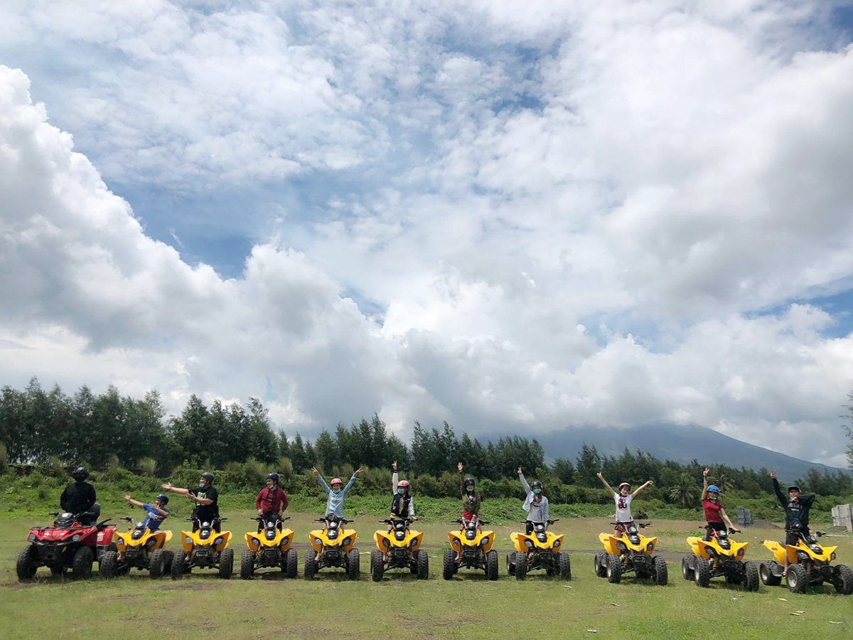 akiibebe's tweet photo. WORK DOESN'T FEEL WORK WHEN IT'S WITH YOUR FRIENDS ๐ #Gummybaes
#GUMMYBAEAKI
#alagangdhendhensalon
#alagangsoaplada
#SKZICLubricantsPH
#GabPigmentation
#GabPigmentationLasPinas
#GoldenLuckyTrading
#BLVCKCVRTEL
#VapeRepubliq https://t.co/m17rQ44L9r