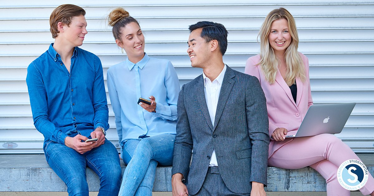 StudentworkSE's tweet image. Studentworks framgångar grundar sig på att företaget är fullt av fantastiska människor.  Just nu har vi flera #ledigatjänster så skicka in din ansökan redan idag och bli en del av vårt härliga team! Hitta alla tjänster här: bit.ly/2QSCFjx