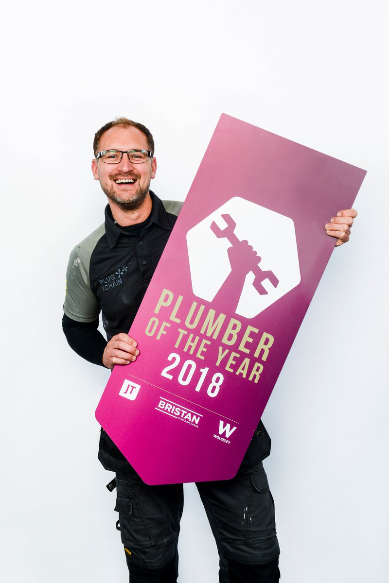 UKPOTY's tweet photo. The moment you've been waiting for is finally here! Introducing this years #2018UKPOTY…. Steve Bartin of @PLUGANDCHAIN! Congrats Steve and a big thank you to all our regional winners, sponsors and of course everyone who voted! https://t.co/5jUkITmNiT