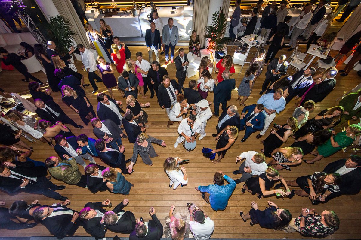 Excited to work with sponsors <a href="/Pantaenius/">Pantaenius</a>, Sevenstar Yacht Transport, <a href="/LusbenRR/">Lusben RefitsRepairs</a>, <a href="/AyssInfo/">AYSS</a> @PeninsulaPetrol, <a href="/centtrip/">Centtrip</a>, <a href="/AdmarelBV/">Admarel</a>, <a href="/VSFGroup/">VSF</a>, <a href="/portadriano1/">Port Adriano</a>, GMT, <a href="/UjetNews/">Ujet News</a>, Frangipani, <a href="/Zephyr_Yachting/">Zephyr Yachting</a>, <a href="/Porsche/">Porsche</a>, Sagreati,&amp; Acqua Di Ischia at this week's #FraserCaptainsDinner18