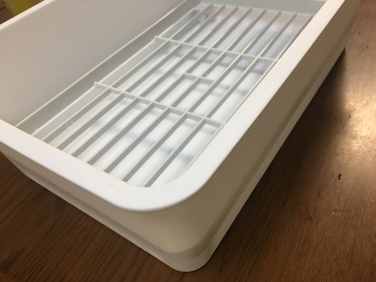 だみえ 台所グッズ コンパクトで 漂白用の桶にも利用できる水切りカゴがずーっと欲しかった そしてようやく巡り会いました 100均のケースとシンク下の整理棚 サイズぴったり 水切りカゴ ダイソー だみえ 台所グッズ コンパクトで 漂白用の桶にも利用できる水切りカゴがずーっと欲しかった そしてようやく巡り会いました 100均のケースとシンク下の整理棚 サイズぴったり 水切りカゴ ダイソー