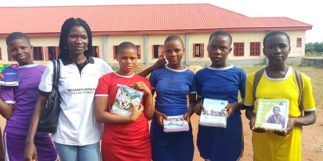 HallmarksNG's tweet photo. We need to make it academically incorrect for kids to fail in school and loose their self-esteem to it. This project is presenting us the opportunity to achieve that. @UNICEF_Nigeria @BICGroup @GovernorObaseki @ProfOsinbajo @TrevMoMatic @kidsandsafety #SupportBackToSchoolProject https://t.co/1GyMHsNAbK