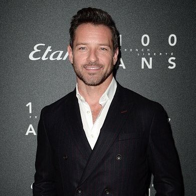 Happy birthday Ian bohen    