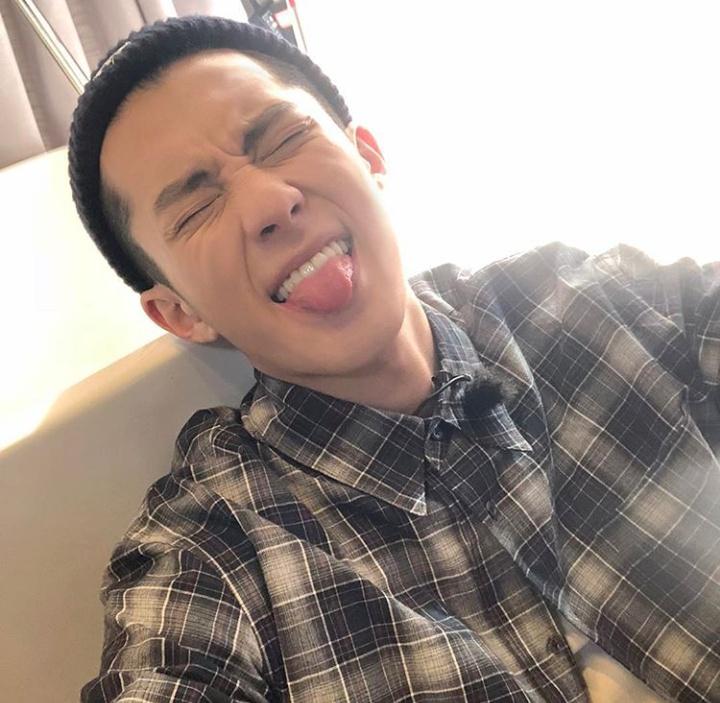 MeteorGardenPH3's tweet photo. [Update on IG]
Dylan Wang: 
Happy mid-Autumn🌝 
#MGConfession #MeteorGarden2018 #DylanWang #Didi #HappyMidAutumnFestival https://t.co/fJmXib0eoI