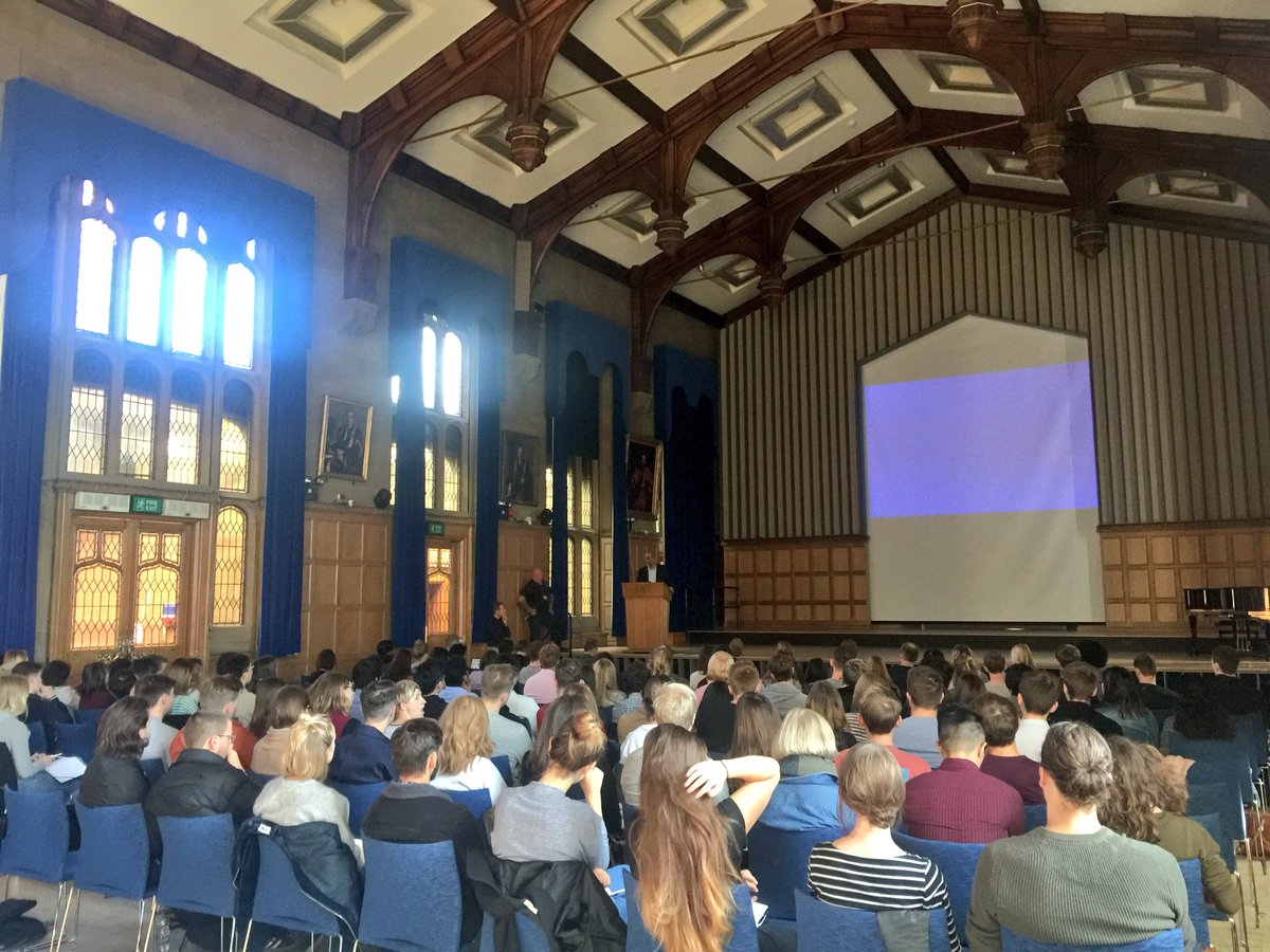 ‘’The future will be less about predicting it and more about collaboratively designing it’’ Leo Care talking about the collaborative, live and engaging ethos of @SSoA_news #LiveProjects #urbedulive <a href="/shef_liveworks/">Live Works</a>