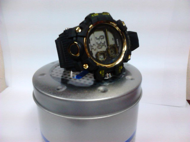 CASIO G SHOCK 
ساعة كاسيو جى شوك جديدة بالعلبة رقمية و استوب واتش و بالاضاءة و المنبه و التاريخ و ضد المياه 
Price 250 EGP
01225753218