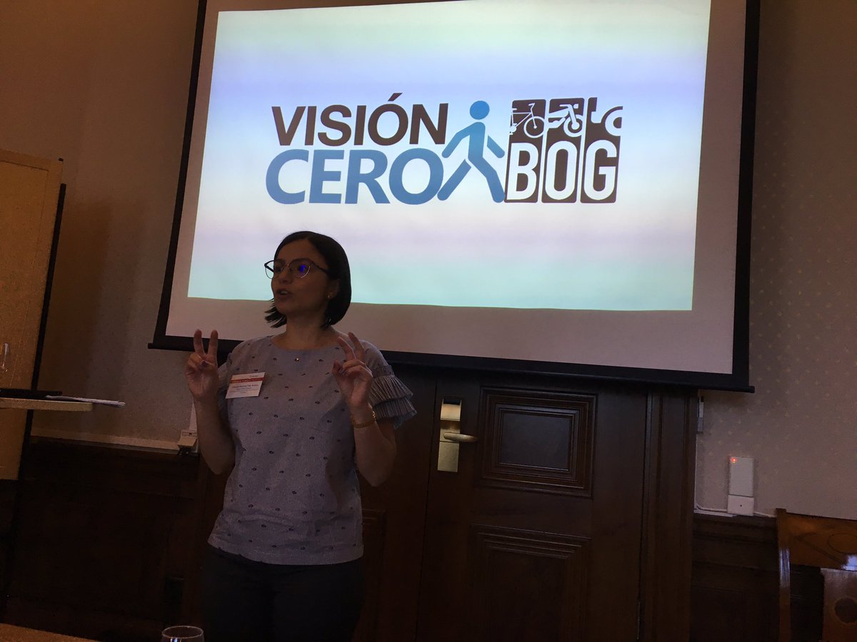 MattsBelin's tweet photo. Claudia from Bogota describes their Vision Zero at the Vision Zero Academy international course https://t.co/jvFLbDwidy