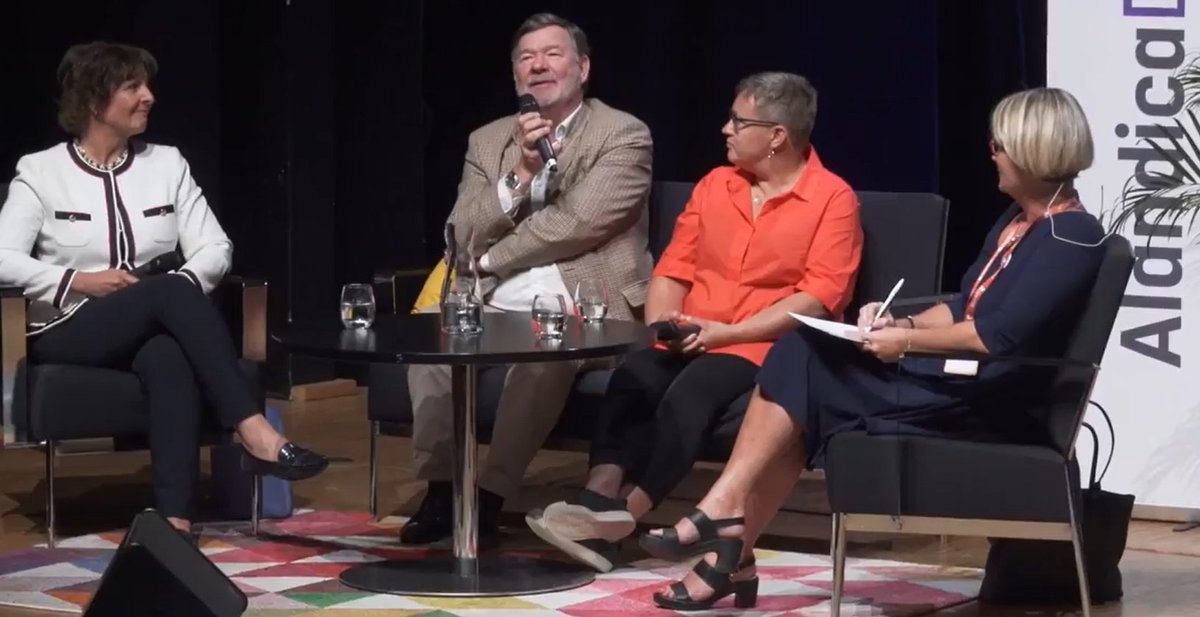 Se filmen från AlandicaDebatt 2018. Snart tar vi fart mot 2019.
youtube.com/watch?v=5L_mAm…