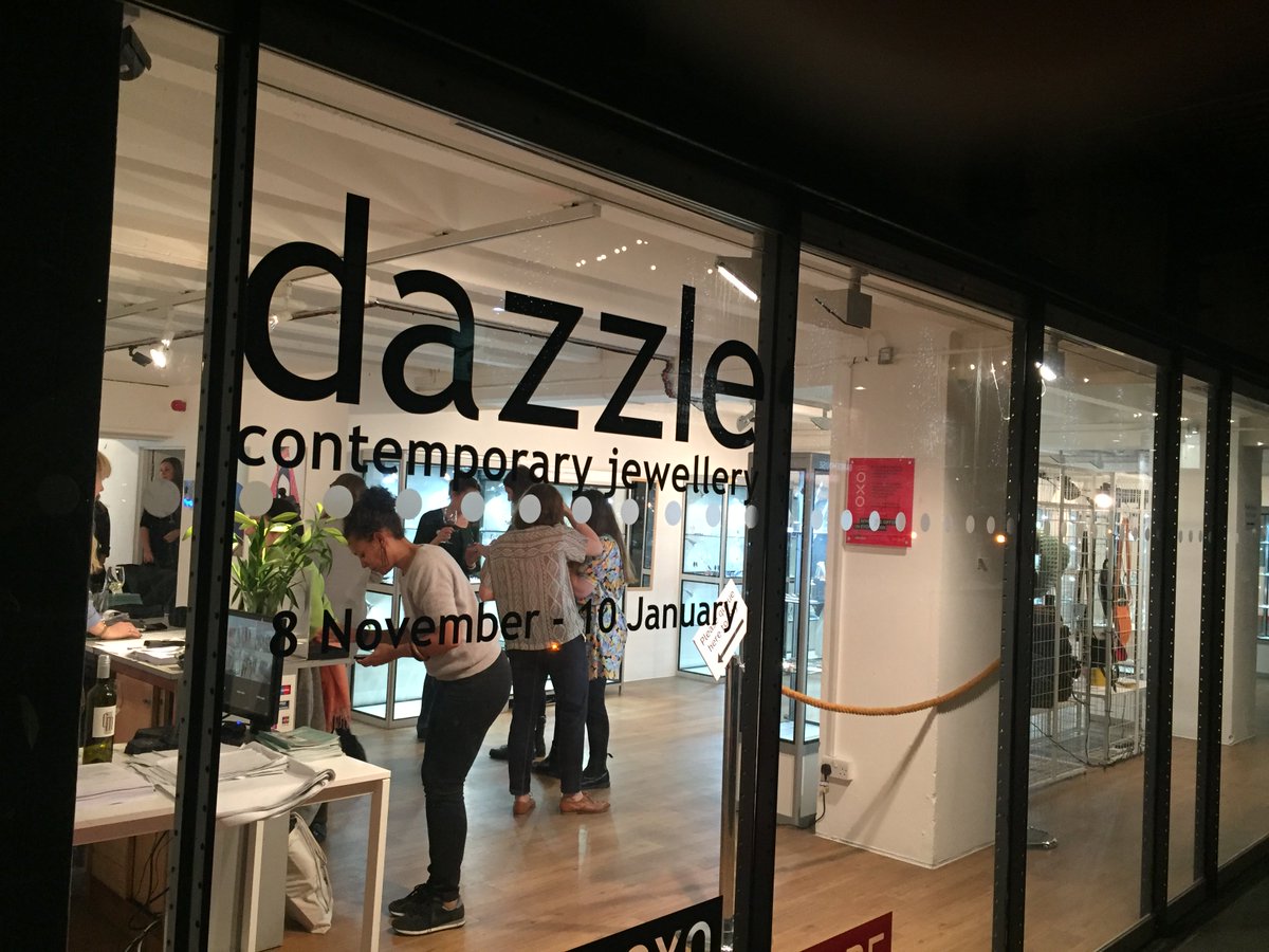 A cracking Dazzle Extras line up this year <a href="/DazzleJewellery/">Dazzle Exhibitions</a> <a href="/OxoTowerWharf/">Oxo Tower Wharf</a>. A rare chance for #London to get their hands on Scottish design duo #GreenThomas' fine merino wool #scarves, #SusanOByrne's incredible animal #ceramics &amp; <a href="/StevenHarkin/">Steven Harkin</a> handmade #leather #bags ...