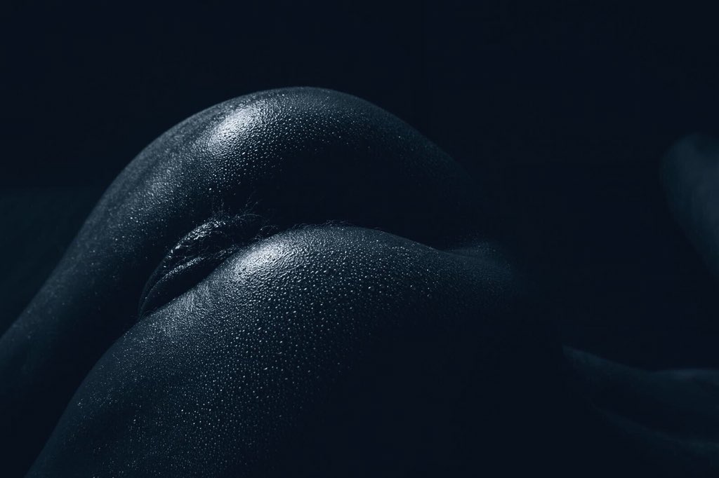 misslayercake1's tweet photo. Reasons Why Twitter Is Great 1.2.3 💫👐🏾🙈😛

#Nudes #NakedAttraction #misslayercake #bodyshots #ArtisticNudes #curves #Tattoos #Freedom #Yoni #Yoniverse https://t.co/tMT89LcDlX