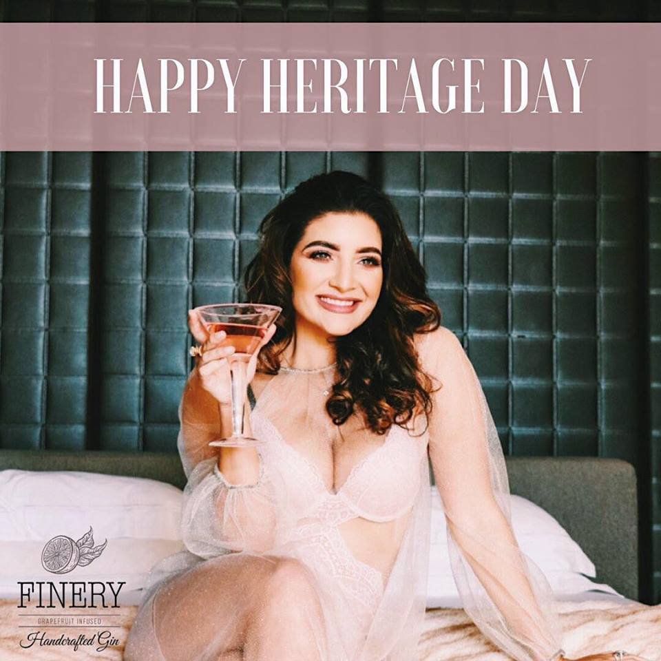 FineryGin's tweet photo. “We can change the world and make it a better place. It is in your hands to make a difference.” - Nelson Mandela

#Finery #FineryGin #TLRstyling #JeannieD #Gin #PinkGin #CraftGin #Handcrafted #HandcraftedGin #Grapefruit #CapeTown #GinOClock #Pink #HeritageDay #ProudlySouthAfrican https://t.co/brs2i8gVyF