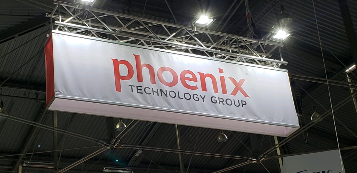 PhoenixTechG's tweet image. Look for the sign at Euretina/ESCRS 2018 today #euretina2018 #ESCRS2018 #PhoenixTech #PhoenixICON