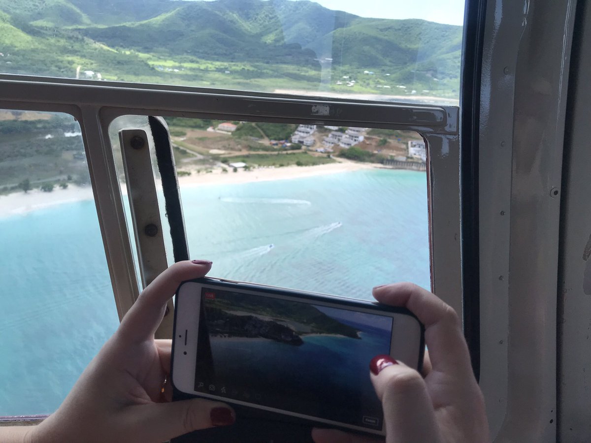 antigua_joel's tweet photo. What a beauty. Great island tour with @FlyCHL #loveantiguabarbuda @GlobalHQ1 @antiguabarbuda  @kdfragle  @goldmedalagents 🇦🇬🏖🚁@GlobalRichards https://t.co/WtYCp8XQQ2