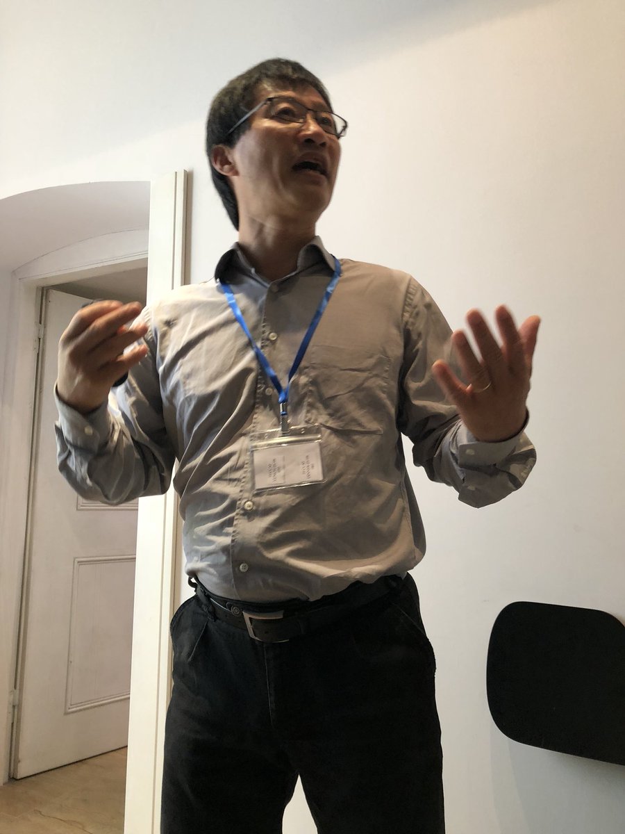 aztul's tweet photo. Insightful lecture by Jieping Zhu #HCCat @HCCAT_H2020 https://t.co/Kj1F4aV8gE
