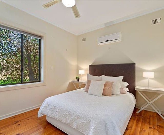 mcgrathadelaide's tweet photo. Never fear, you can wake up here!
4 ποΈ
1 π
2 π
11 Chandada Street
Seaview Downs
-
-
-
-
-
#mcgrathadelaide #mondaymood #bedroomvibes #coastal #seaviewdowns #adelaideproperty #realestateagent #agent #adelaide #adelaidelifestyle #buy #lifestyle #bedroom #style #stylist #β¦ https://t.co/lBMF5wpdwE