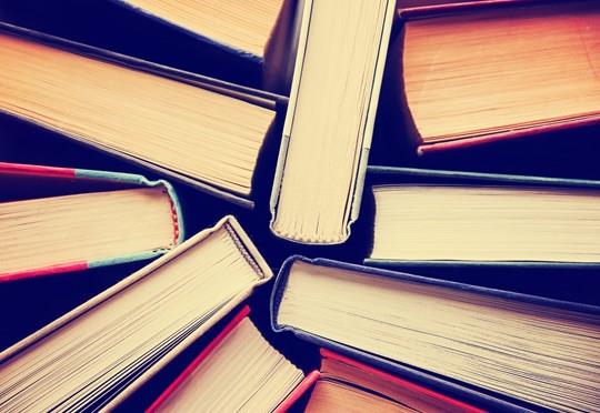 CowbridgeBook's tweet photo. NEW Members welcome Cowbridge Old Hall BOOK CLUB meet on the first Wednesday every month 12.15pm to 1.15pm at the Old Hall, High Street, Cowbridge. https://t.co/FisBxQfqkm
