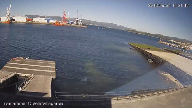 Gracias a <a href="/kitesurfgalicia/">KiteboardinGalicia</a> y al Centro de Vela de Villagarcía hemos colocado una webcam en el Puerto de Villagarcía

Podéis verla en camaramar.com/spots/CVelaVil…