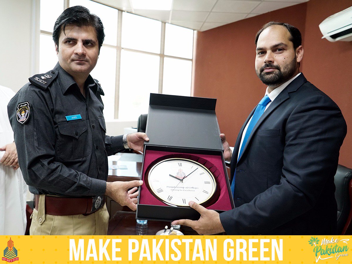 HadafColleges's tweet photo. With gratitude, students and teachers of HADAF got aligned with the mission of PGC family for planting 2,500,000 trees by 2019. The activity engaged famous personalities like Ishtiaq Urmar (KPK Minister for Forest), Asia Asad &amp; Rabia Basri (MPAs) and Javaid Iqbal (SSP Operations) https://t.co/lTinAgpBDO