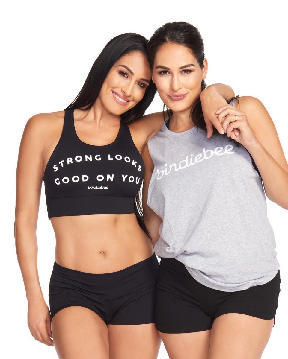 BarbieKail's tweet photo. Amazing outfits from @birdiebee @BellaTwins #fearlessmode 💝💝 https://t.co/fgxZFC6Twi