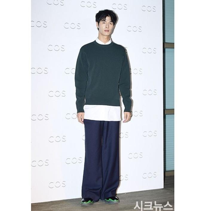 912SHREK's tweet photo. COS https://t.co/Jfksq5A9oo
