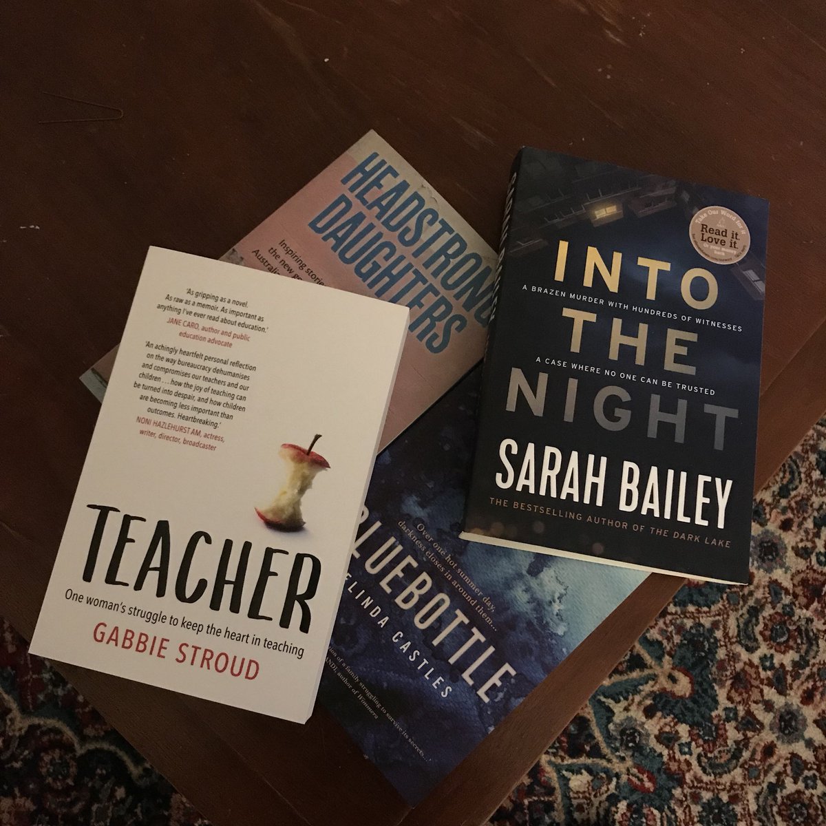 LibbyBNoble's tweet image. Loving my prize from @thesquiz_ 🙏 #loyalreader #greatreads