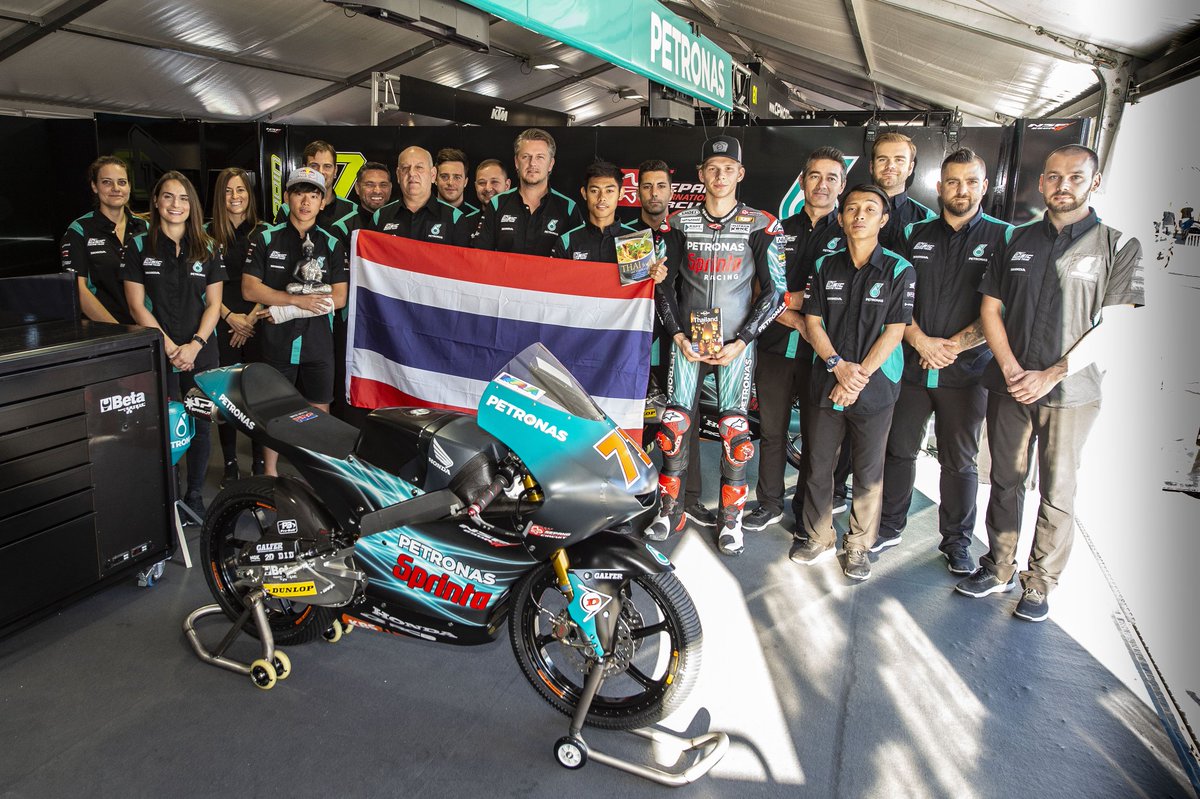 sepangracing's tweet photo. Leaving #AragonGP with good sensations 👌 and well equipped for the #NextGP: See you in #ThailandGP 🇹🇭!

#Petronas @PET_Motorsports #PetronasSprintaRacing #Moto2 #Moto3 @MotoGP https://t.co/uRN6CQLrKE