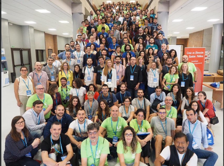 inova3's tweet photo. Este fin de semana una parte del equipo de #inova3 ha tenido el maravilloso placer de asistir a la primera #WordCamp en #Galicia.
Ha sido una experiencia increíble rodeada de gente genial
#pontewordcamp #pontewordcamp2018 #WordPress #wordcamp2018 #wordcamp #pontevedra #galicia https://t.co/V8uCtscG97