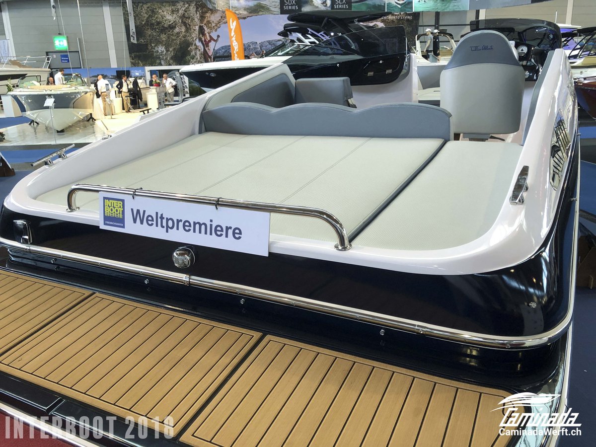 CaminadaWerft's tweet photo. #TullioAbbate 755 Bowrider #PowerBoats auf der #interboot2018 #weltpremiere #bowrider #caminadawerft. Zu finden in Halle A4 Stand201 https://t.co/1ONVGi09ST