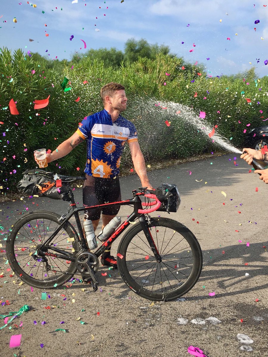 neilsonholidays's tweet photo. Congratulations @TobyESimmons - 1000km in 6 days for @Bike4CancerUK 🚴‍♂️

A rather well-deserved beer upon return to @NeilsonBaia 🍺☀️

https://t.co/K3tEz2XXYu

#bike4cancer #sardinia  #neilsonholidays https://t.co/n0KzZEm3Qc