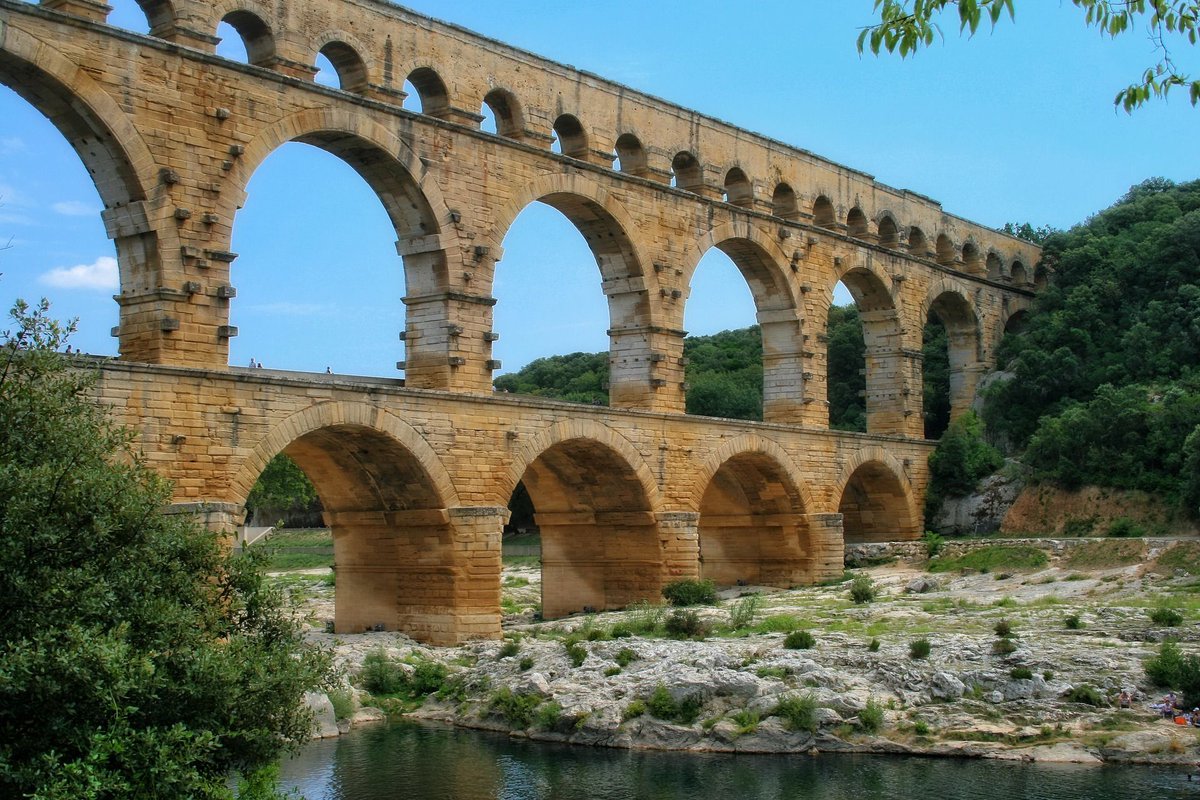 TukiTravel's tweet photo. Pont du Gard is an ancient Roman aqueduct that crosses the Gardon River in southern #France . World Heritage Sites by UNESCO. 

#Travel #trip #europe #travelmassive #traveltip #wanderlust #nomad https://t.co/k2TUmKilaD