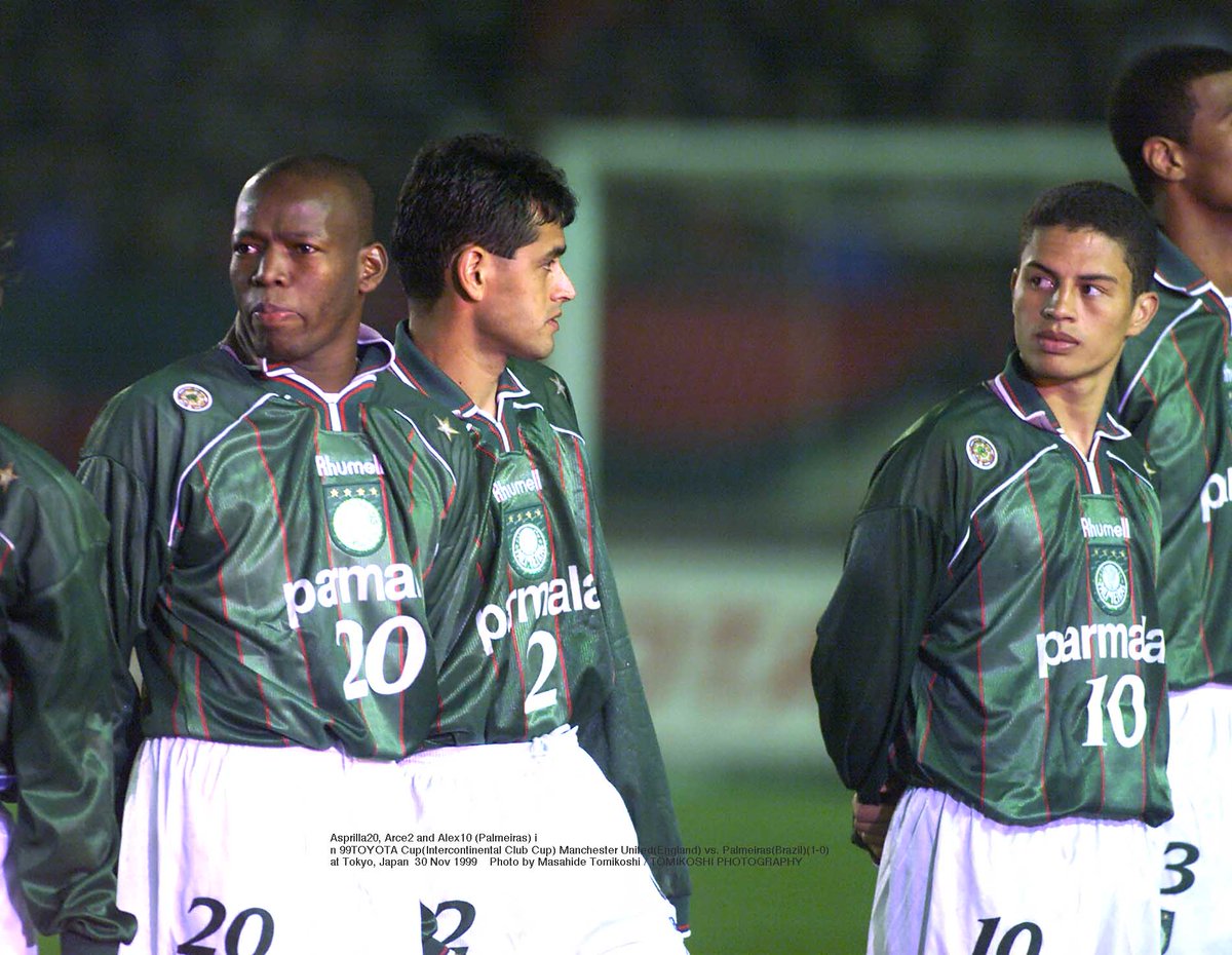 Asprilla20, Arce2 and Alex10 (Palmeiras) in 99TOYOTA Cup