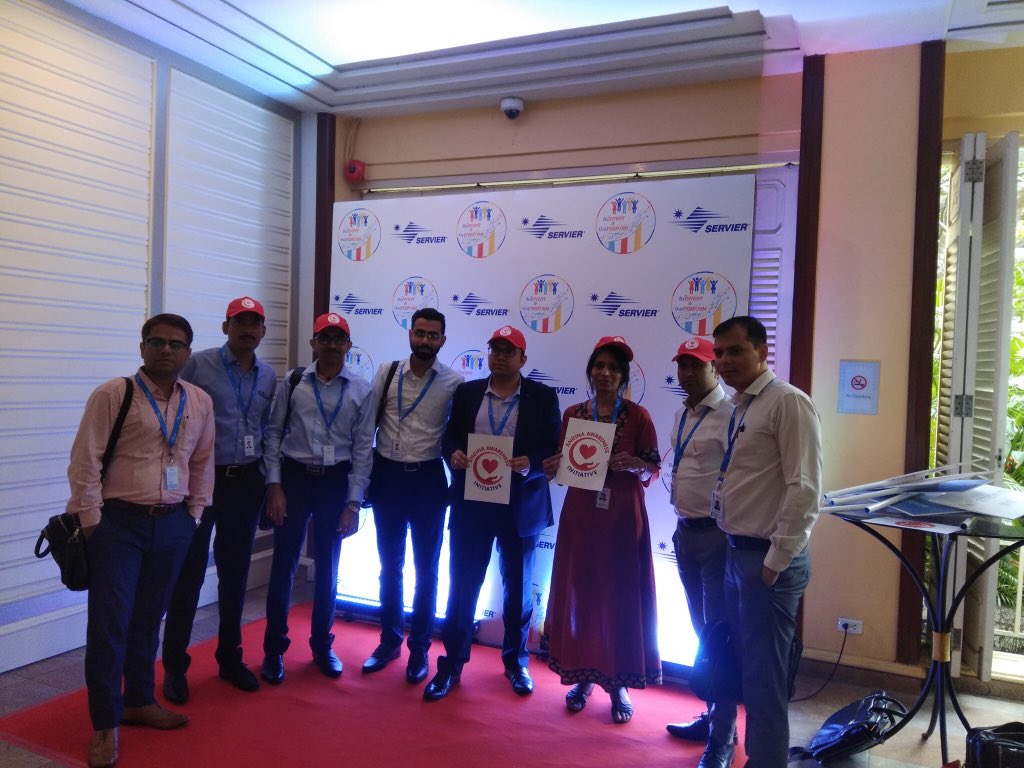 KenyDevendra's tweet photo. If you or anyone close to you has #chestpain (Angina),please don't ignore or take lightly.....

#DontIgnoreTheHeartsMessages
#LetsGetAnginaUnderControl
#AnginaAwarenessInitiative

#ServierGlobal &amp; #EuropeanSocietyOfCardiology working group initiative
❤️Angina Under Control❤️ https://t.co/Q4WBS4xHuK