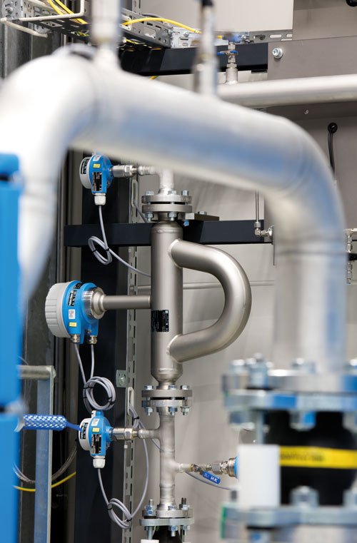 Endress_NL's tweet photo. Promass Q 300 biedt de hoogste meetnauwkeurigheid voor massastroom, volumestroom en dichtheid. Voor deze innovatieve specialist is geen klus te zwaar. Ontdek @wotsbeurs wat de #PromassQ u nog meer te te bieden heeft. https://t.co/b0XxjbrJG6 Graag tot dan! https://t.co/XsUOKsAh4a